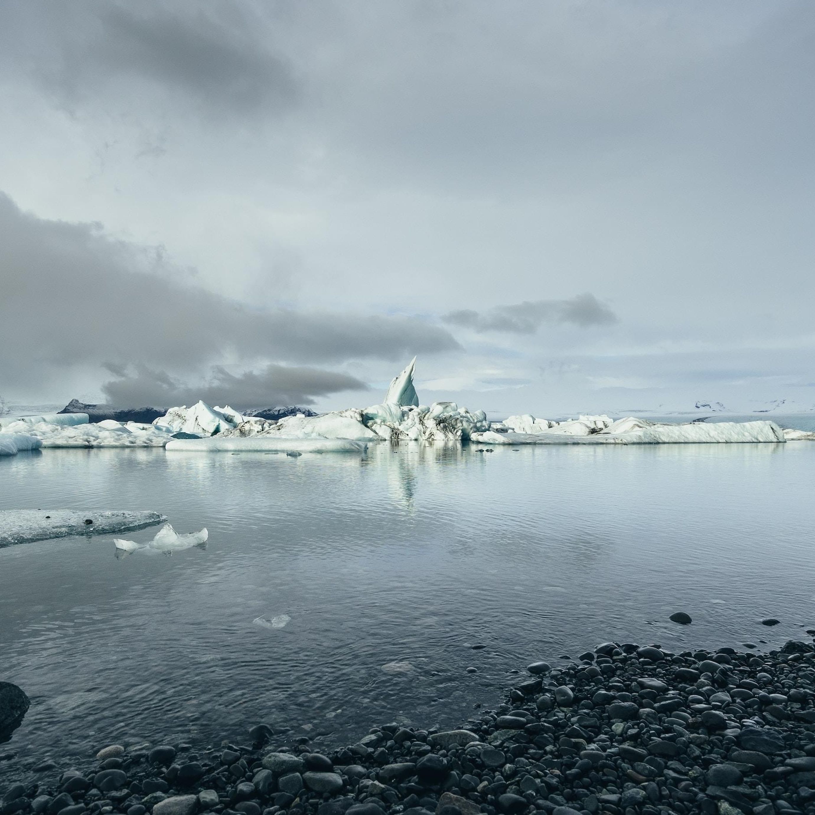 landscape-photographer-TW7g4f7hRFY-unsplash